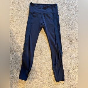 Athleta Leggings with Mesh Detail Size XS